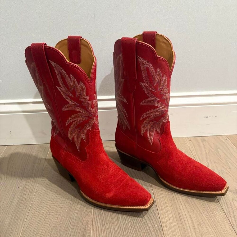 Tecovas Sadie barn red leather cowboy boots, size US 6